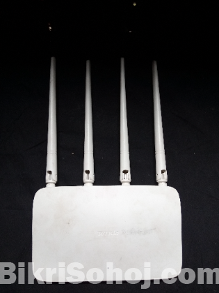 TENDA  Router